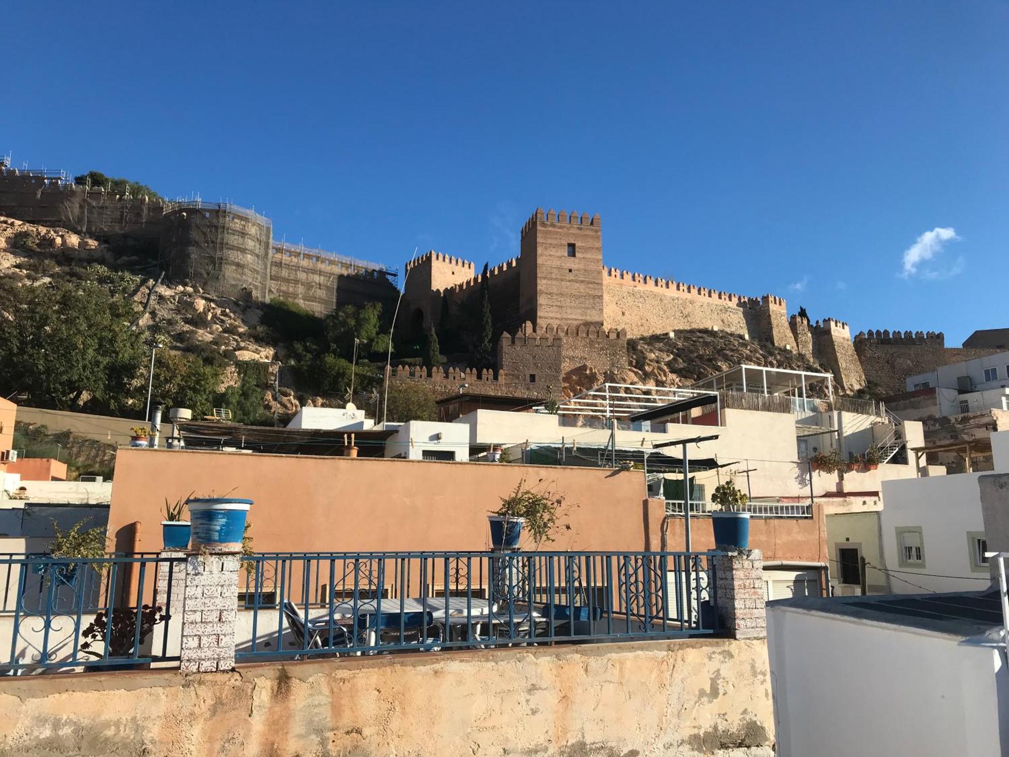 Casita La Paloma Bonita Del Pescador Hasta 5 Personas En El Casco Antiguo La Medina Centro Almeria Bajo Alcazaba Terraza Buena Vista Parking Privado Y Sabanas En Opcion Exterior foto