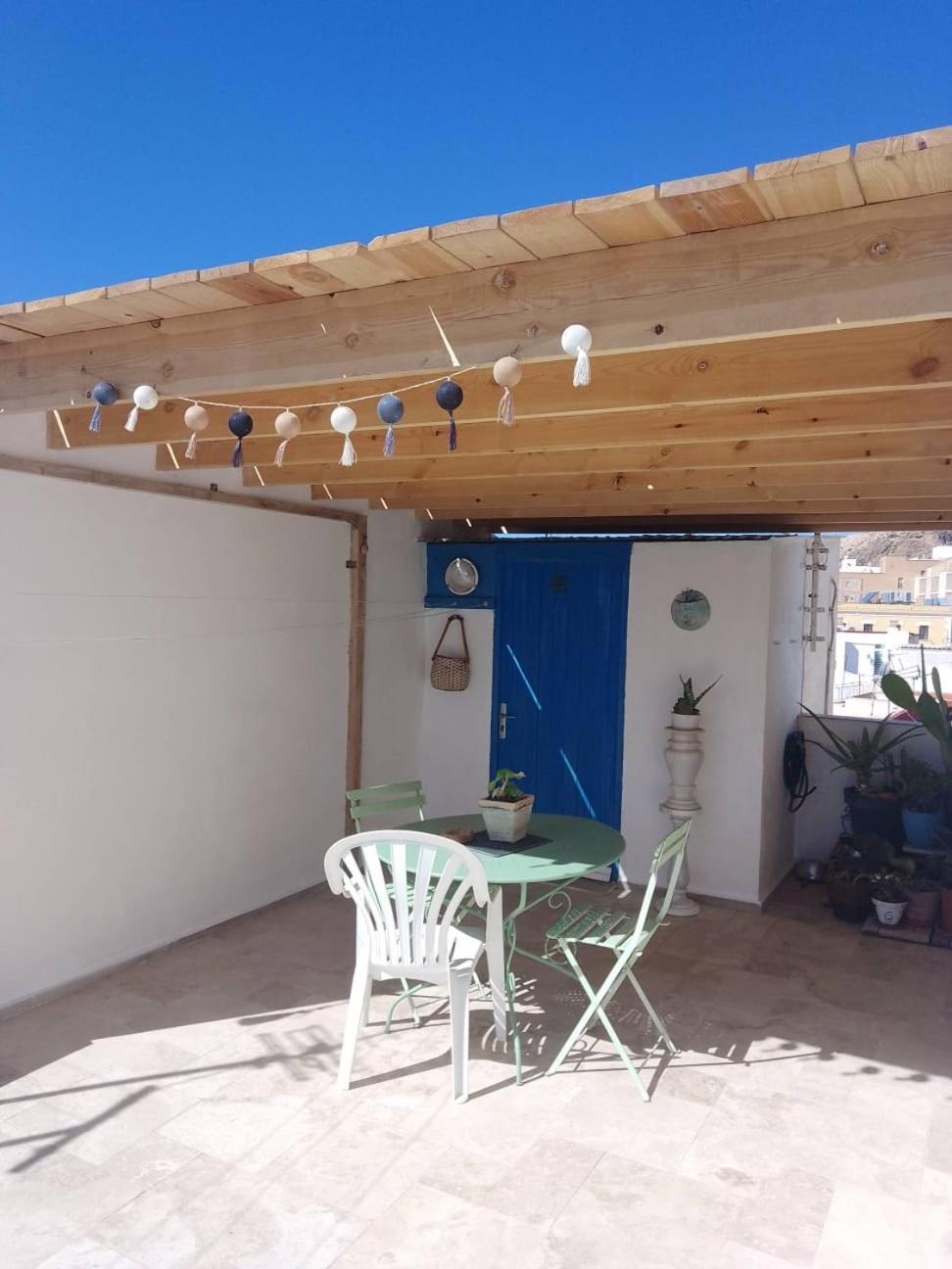 Casita La Paloma Bonita Del Pescador Hasta 5 Personas En El Casco Antiguo La Medina Centro Almeria Bajo Alcazaba Terraza Buena Vista Parking Privado Y Sabanas En Opcion Exterior foto